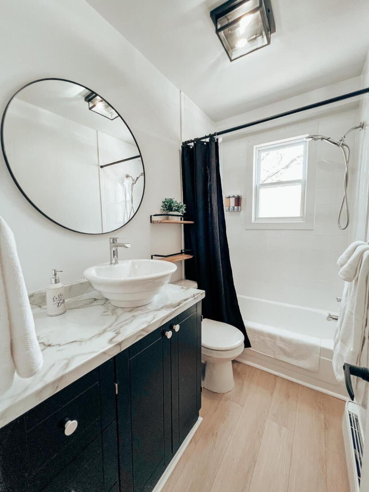 Loft Le Petit Bonheur Limoilou! Apartment Quebec City Luaran gambar